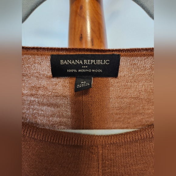 Banana Republic Factory Size M 100% Merino Wool Sweater in Adobe Brick - Picture 4 of 4